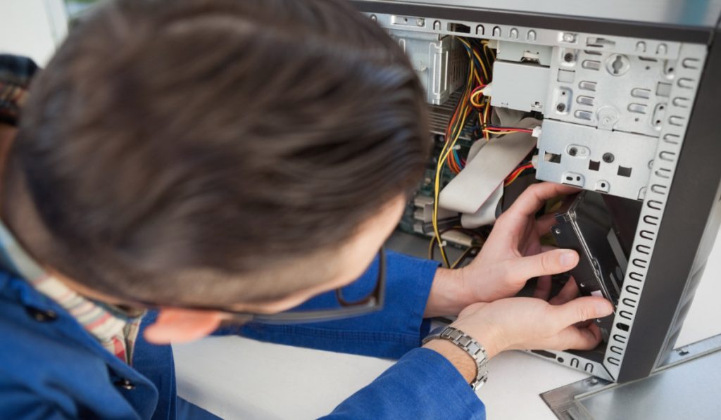 Tablero eléctrico: 8 Razones para cuidar cada paso en la creación