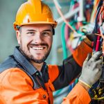 Sobretensiones en equipos eléctricos: ¿Cómo evitar daños irreparables?