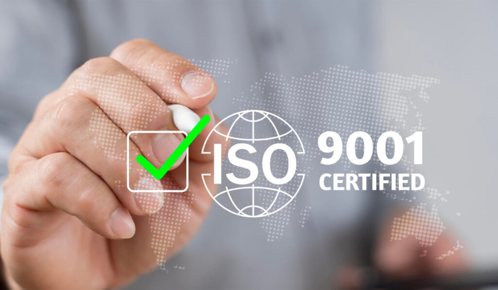 La importancia de la certificación ISO 9001 en la fabricación de tableros eléctricos industriales